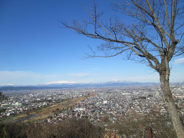 山形市街・月山・葉山