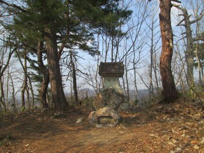 奥の院
