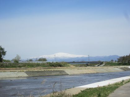 月山""